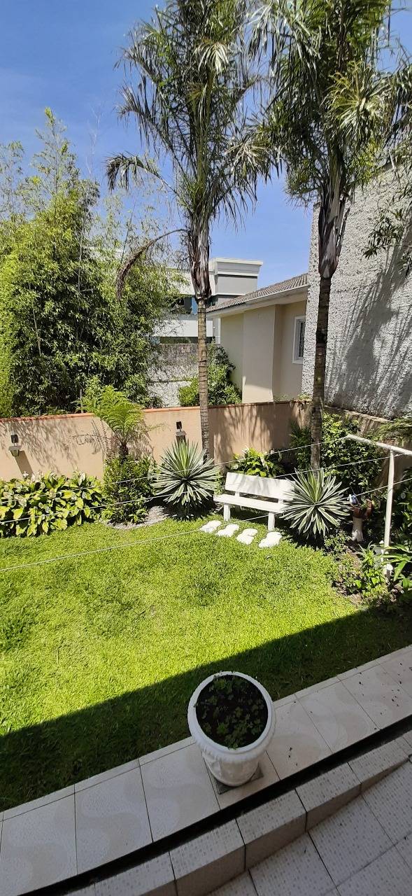 Casa no Bairro Guabirotuba