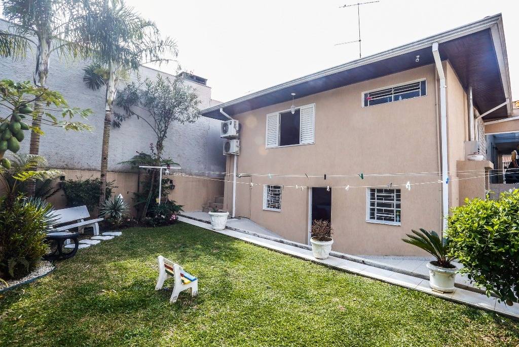 Casa no Bairro Guabirotuba