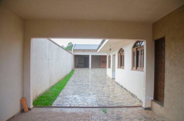 Casa em condomínio fechado